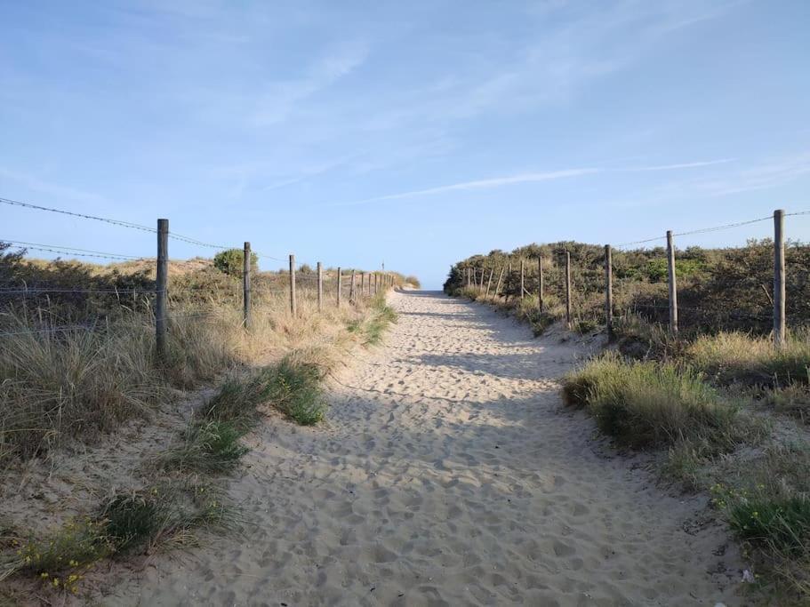 4-Persoons Appartement Met Een Mooi Uitzicht De Panne Zewnętrze zdjęcie